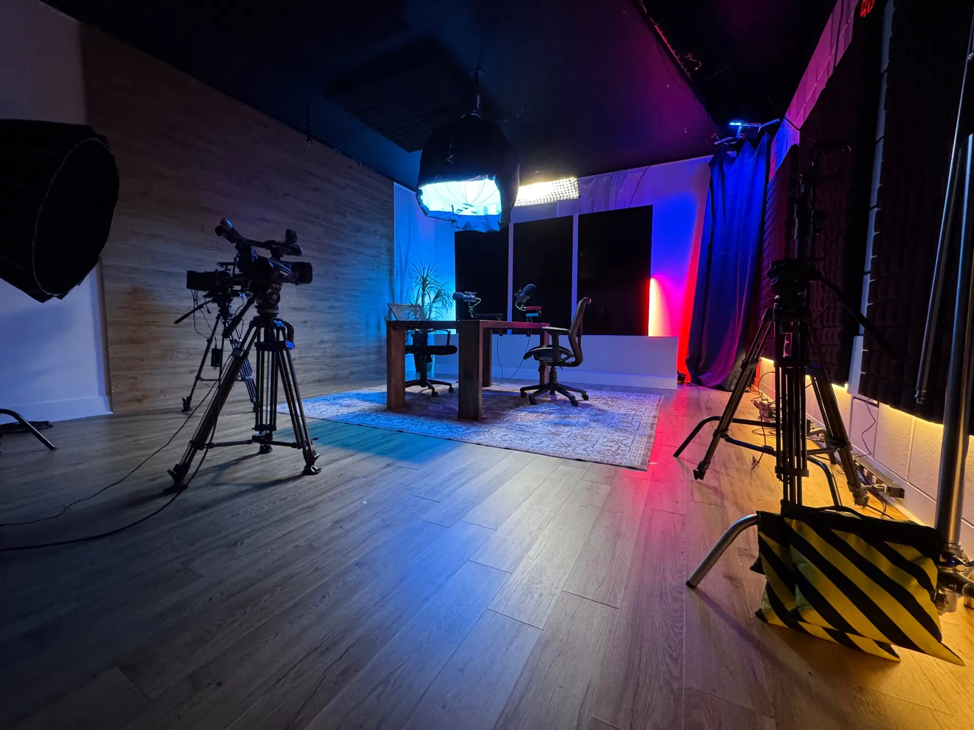 Premium LED Studio